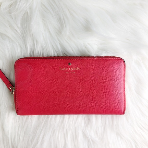 kate spade Handbags - Kate Spade Wallet. Like New